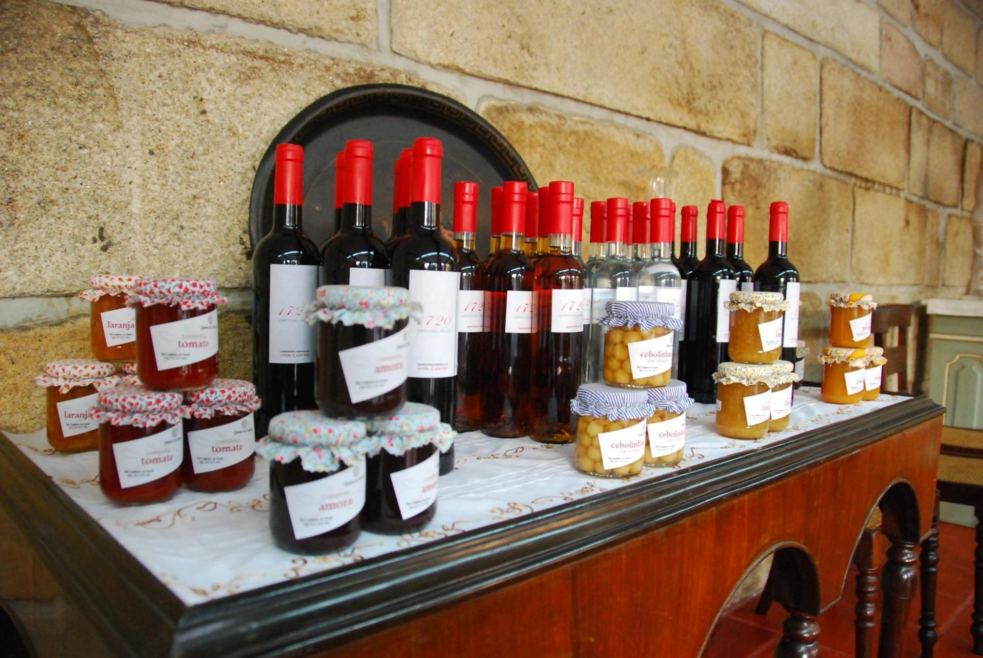 1720 Quinta Da Cancela - Winery & Farmhouse Guimaraes Exterior photo