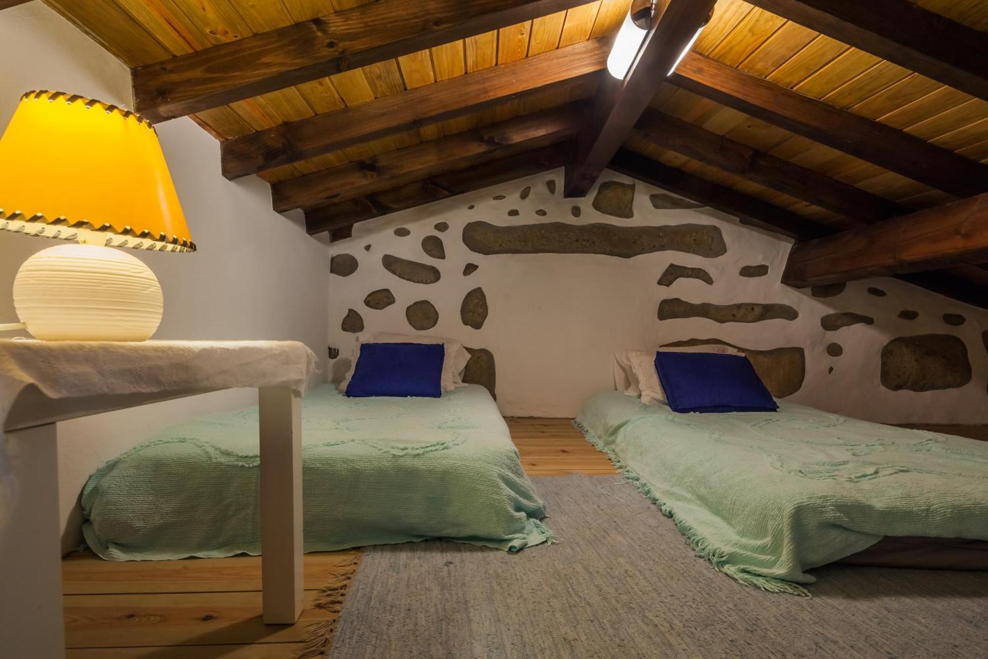 1720 Quinta Da Cancela - Winery & Farmhouse Guimaraes Room photo