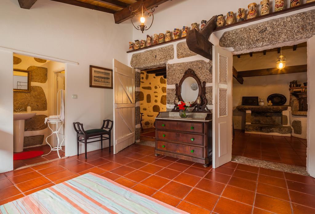 1720 Quinta Da Cancela - Winery & Farmhouse Guimaraes Room photo